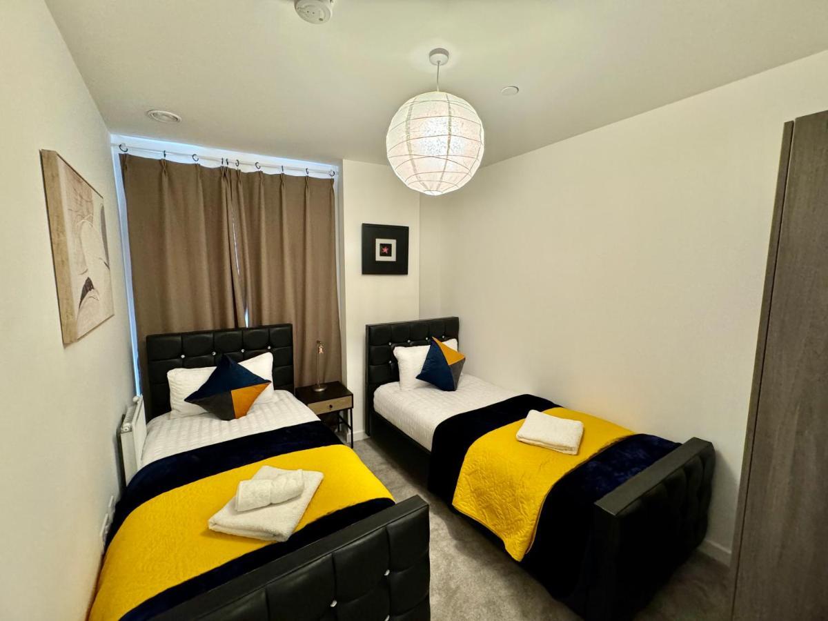 3Bedroom, 2Bathroom, Balcony,Luxury Flat Westfield 伦敦 外观 照片