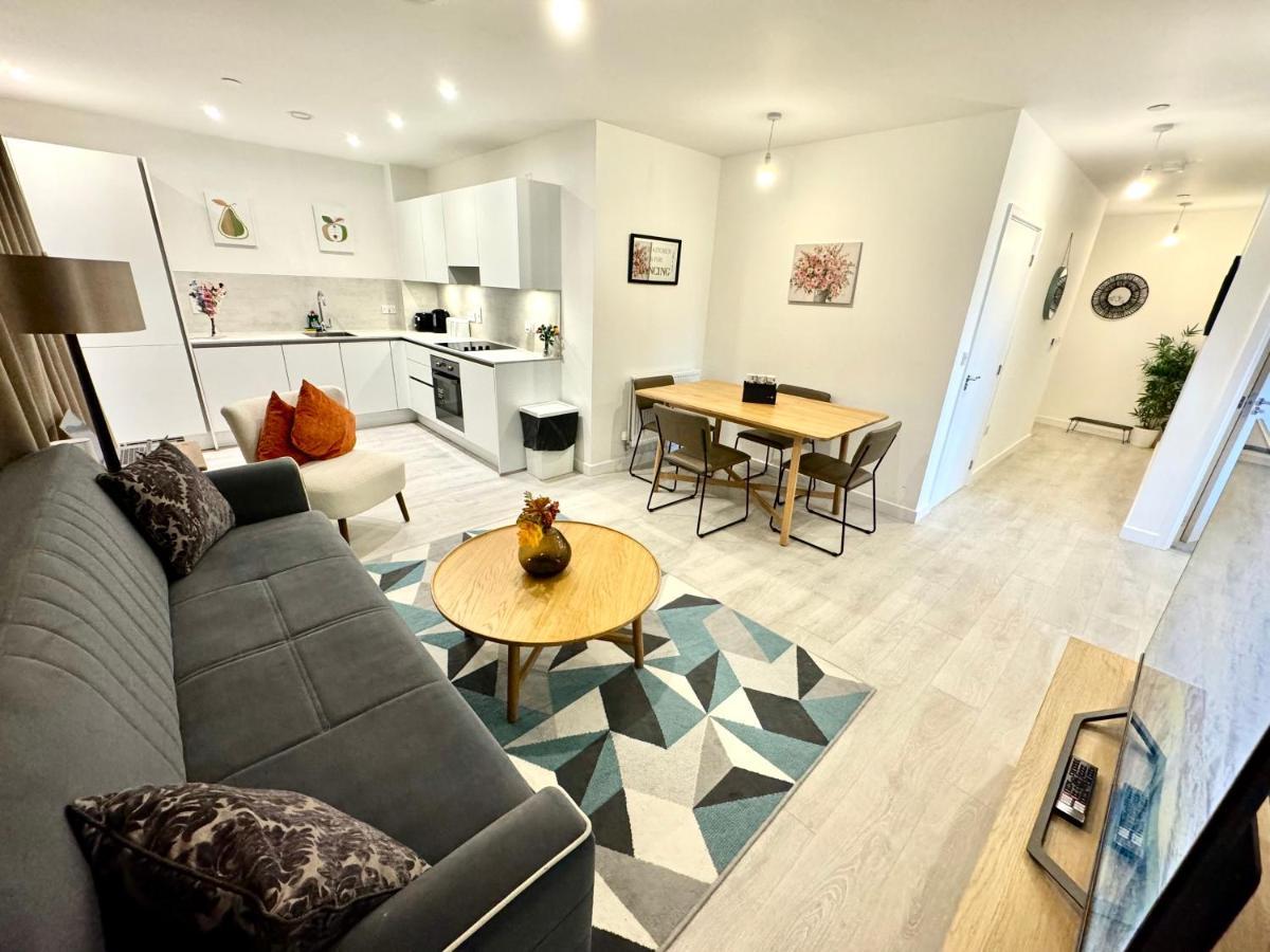 3Bedroom, 2Bathroom, Balcony,Luxury Flat Westfield 伦敦 外观 照片