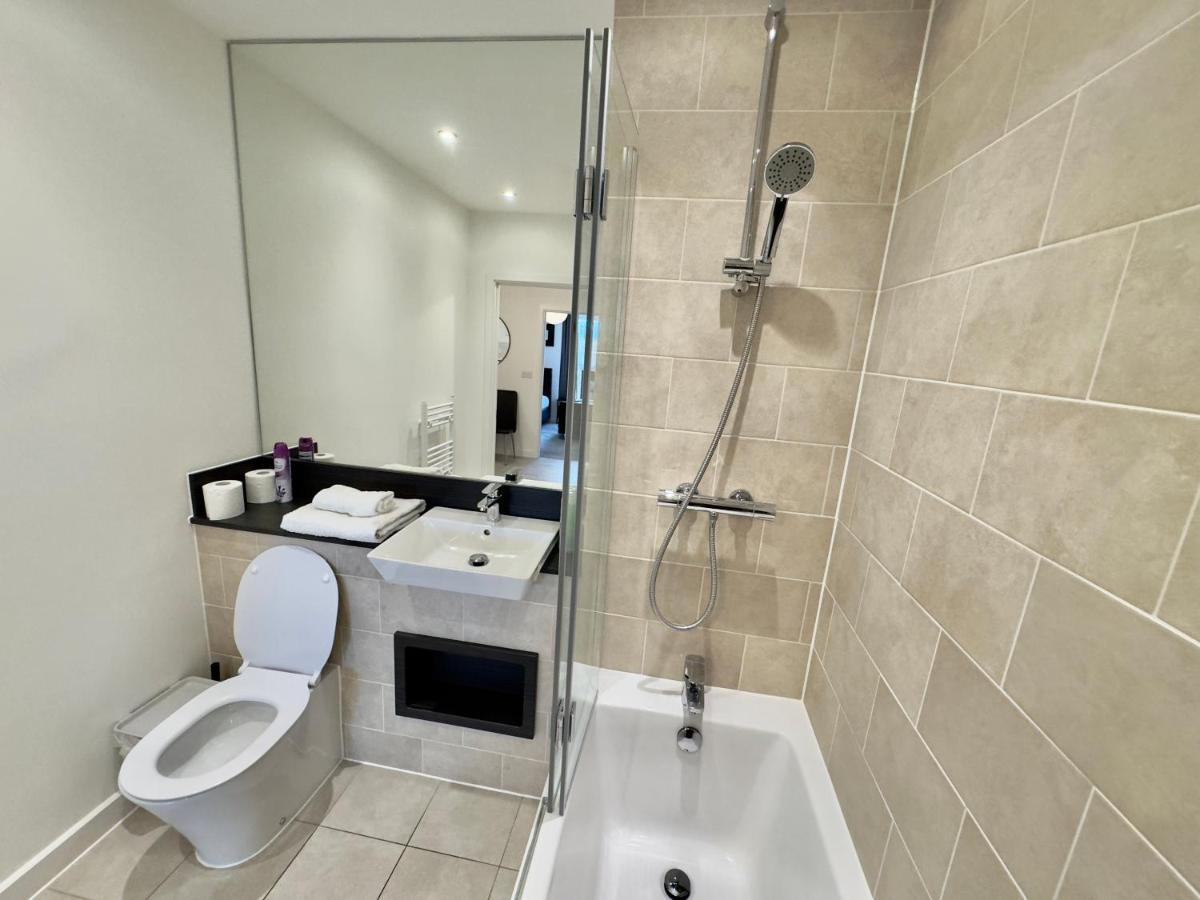 3Bedroom, 2Bathroom, Balcony,Luxury Flat Westfield 伦敦 外观 照片