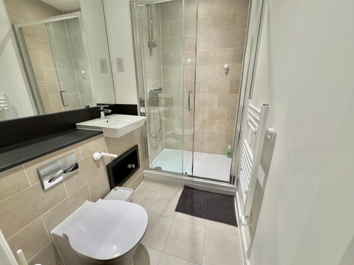 3Bedroom, 2Bathroom, Balcony,Luxury Flat Westfield 伦敦 外观 照片