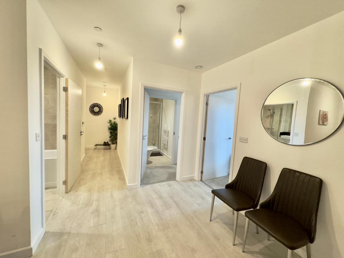 3Bedroom, 2Bathroom, Balcony,Luxury Flat Westfield 伦敦 外观 照片