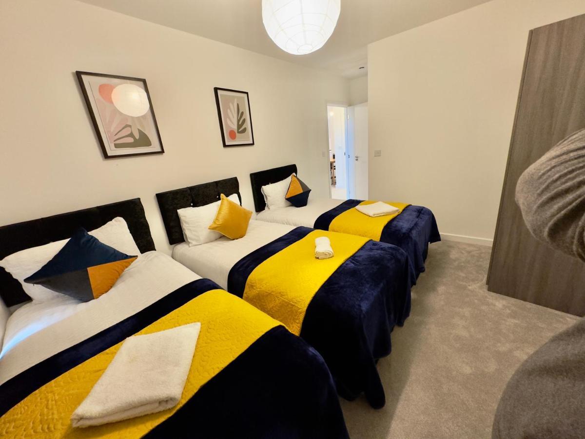 3Bedroom, 2Bathroom, Balcony,Luxury Flat Westfield 伦敦 外观 照片